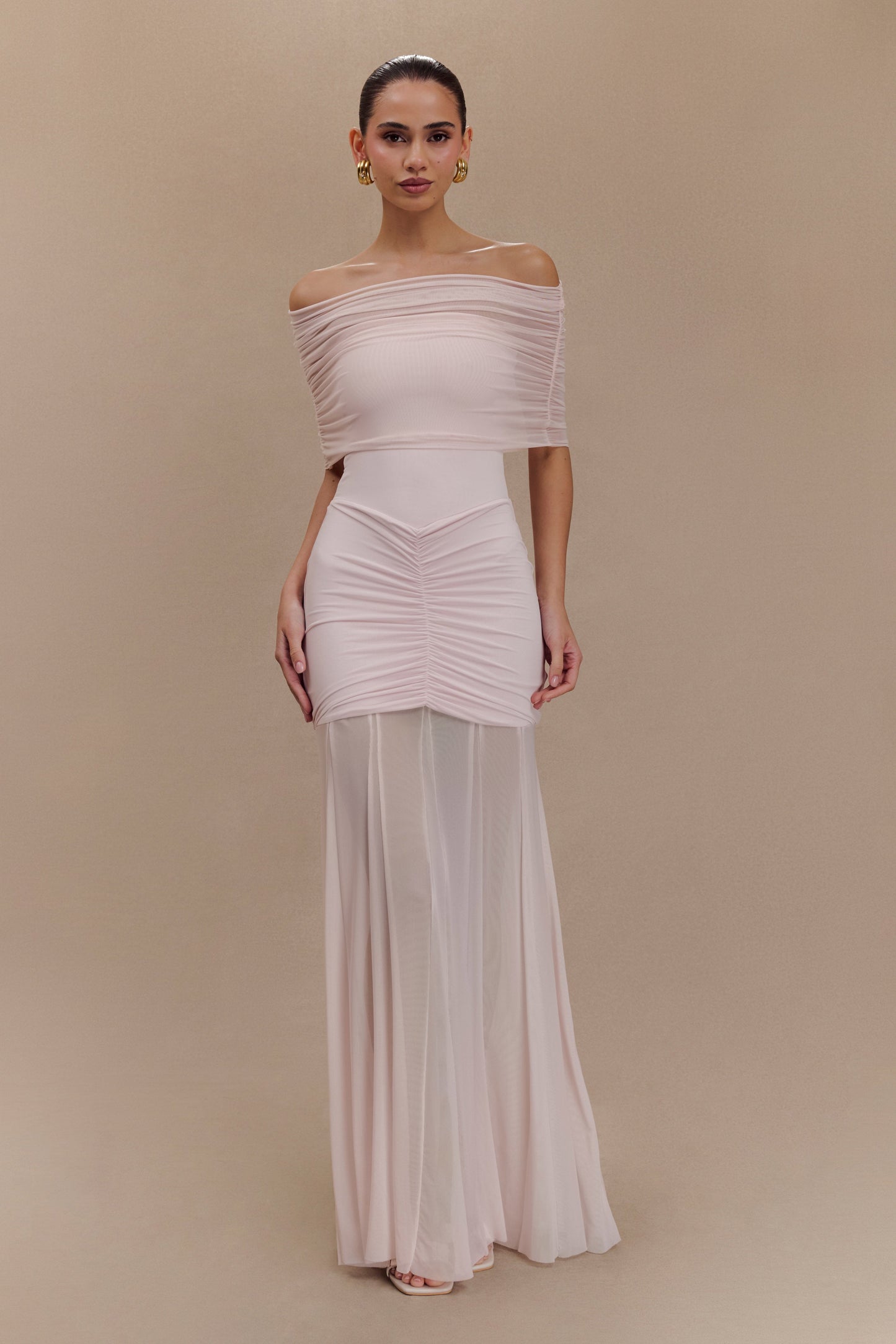 AITANA – Vestido De Malla Con Hombros Descubiertos