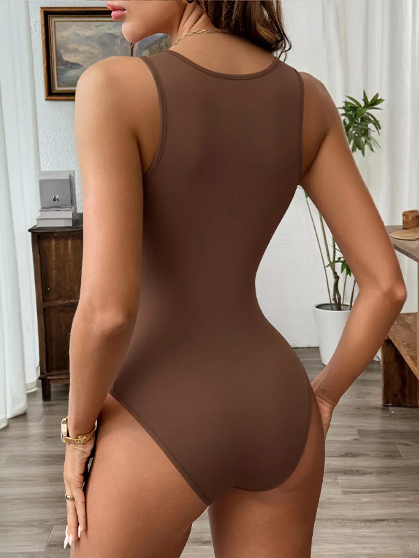 Body Con Escote En Cascada