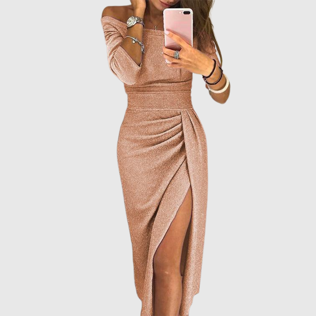 Elegante vestido de gala con hombros descubiertos