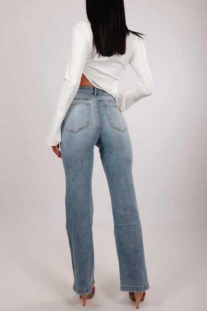 High-Waisted Jeans