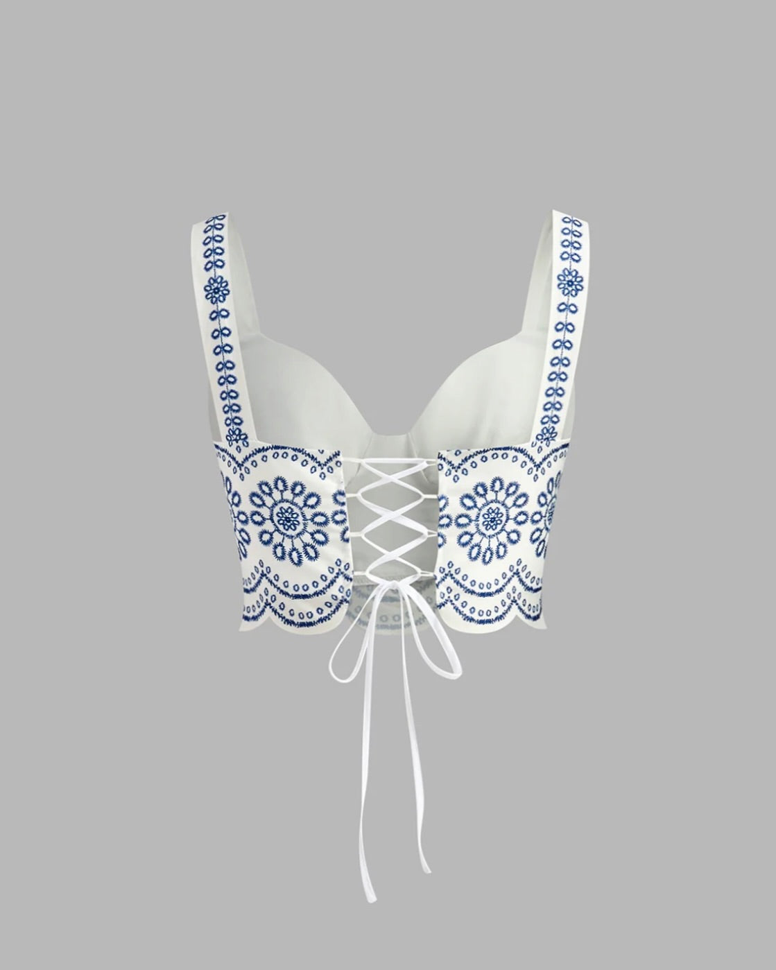 PAULA – Conjunto Bordado Blanco y Azul