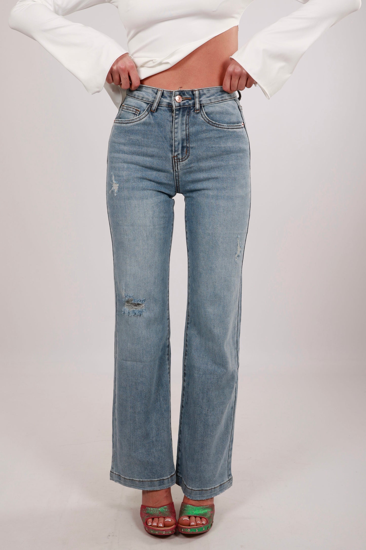 High-Waisted Jeans