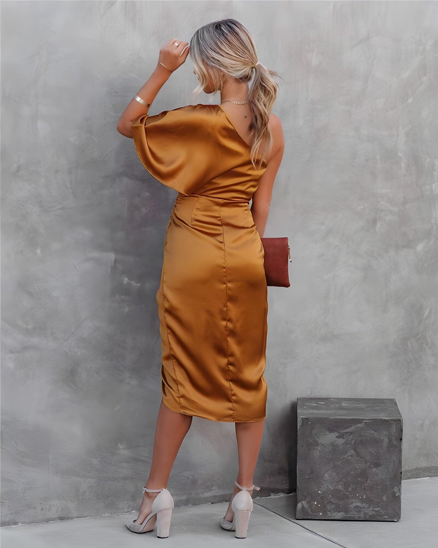 AINARA – Vestido Midi De Un Hombro