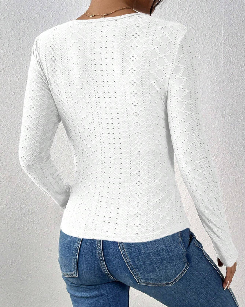 Top de manga larga con cuello en V y panel de encaje