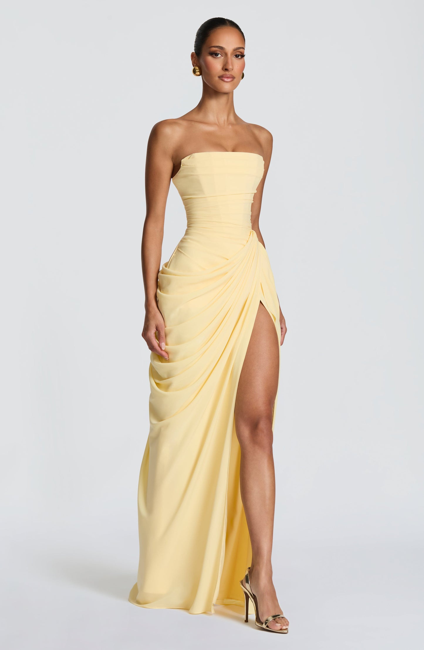 ZOE – Vestido Largo Drapeado Elegante
