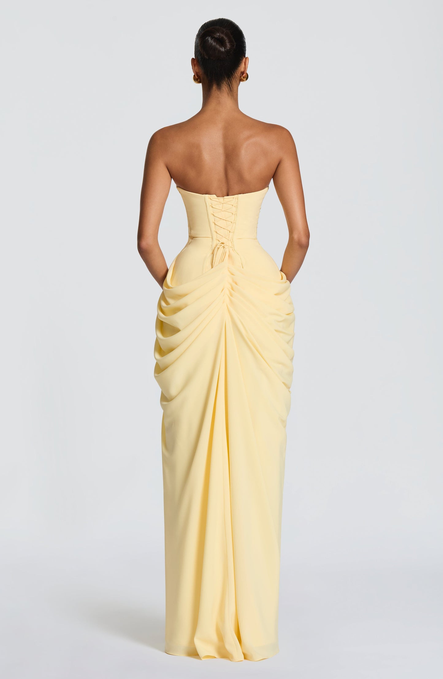 ZOE – Vestido Largo Drapeado Elegante
