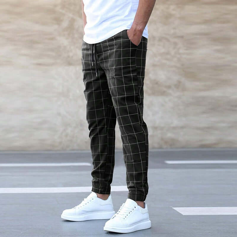 Pantalón de cuadros ajustado