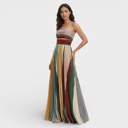 ALICIA – Vestido Maxi Plisado Hombros Descubiertos
