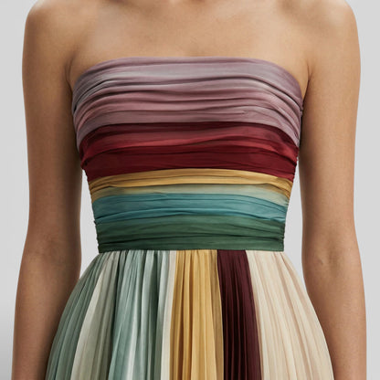 ALICIA – Vestido Maxi Plisado Hombros Descubiertos