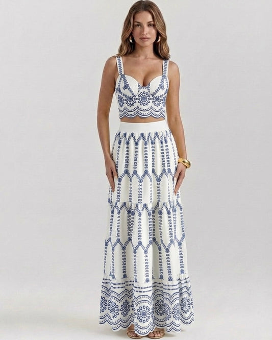 PAULA – Conjunto Bordado Blanco y Azul