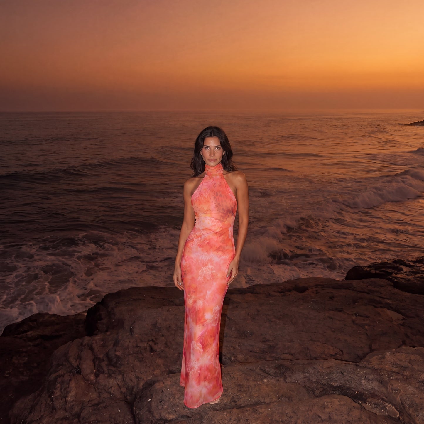 MARINA – Vestido Coral Bloom