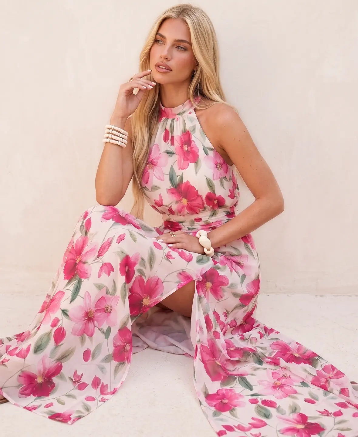 LEONOR – Vestido Con Estampado Floral y Cuello Halter