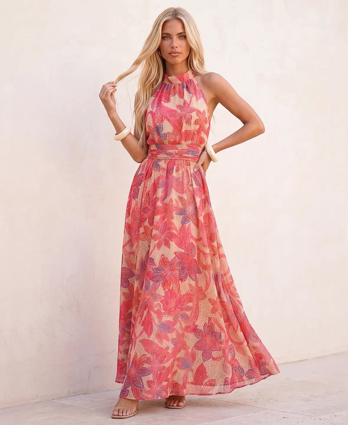 LEONOR – Vestido Con Estampado Floral y Cuello Halter